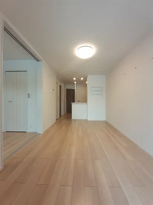 のマンスリーマンション・ウィークリーマンション「ロンベルジュ　Ⅲ 203・洋室(No.1327322)」メイン画像