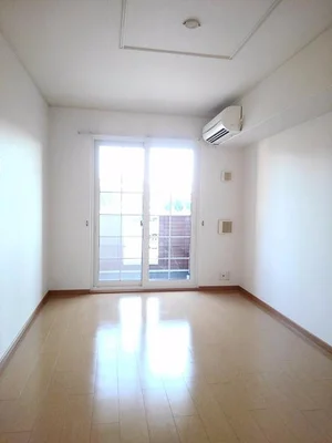 のマンスリーマンション・ウィークリーマンション「プラシードⅡ 103・洋室(No.1327335)」メイン画像