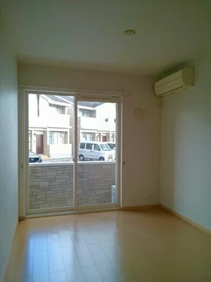 のマンスリーマンション・ウィークリーマンション「グレイスフル　ガーデンＡ 102・洋室(No.1327424)」メイン画像