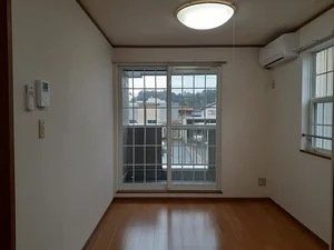 のマンスリーマンション・ウィークリーマンション「メゾン　ドゥ　コルーテ 201・洋室(No.1327442)」メイン画像