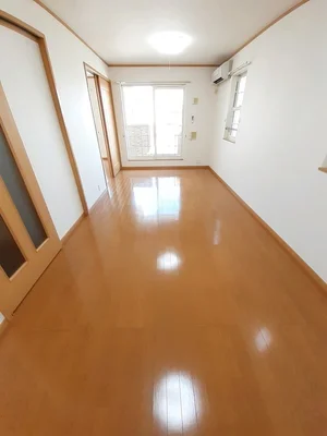 丸亀駅（香川県）のマンスリーマンション・ウィークリーマンション「エアリー・ガーデンＣ 201・洋室(No.1327487)」メイン画像