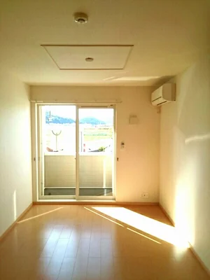 坂出市のマンスリーマンション・ウィークリーマンション「秋桜ミディ 103・洋室(No.1327489)」メイン画像