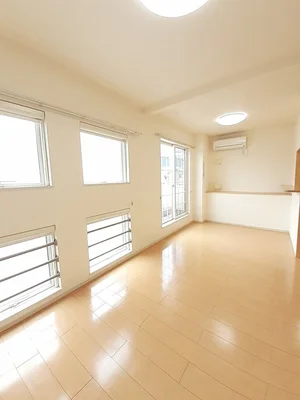 のマンスリーマンション・ウィークリーマンション「シック・シャンブル 201・洋室(No.1327504)」メイン画像