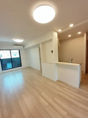 のマンスリーマンション・ウィークリーマンション「トレゾール　ドミール　Ⅰ棟 203・洋室(No.1327510)」メイン画像