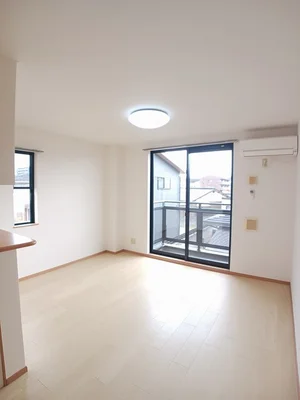 香川県のマンスリーマンション・ウィークリーマンション「ミューズ松本Ⅶ 201・洋室(No.1327563)」メイン画像