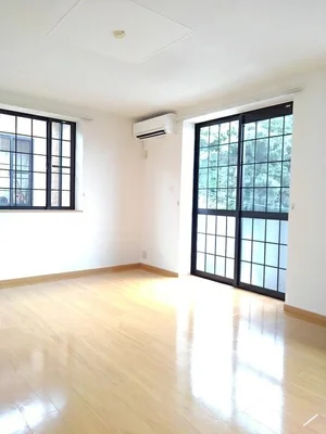 のマンスリーマンション・ウィークリーマンション「ブル－スカイＢ 203・洋室(No.1327564)」メイン画像