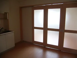 のマンスリーマンション・ウィークリーマンション「レセンテ・Ｅ　弐番館 101・洋室(No.1327571)」メイン画像