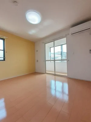 のマンスリーマンション・ウィークリーマンション「Ｈａｌｅ　Ａｌｏｈａ　Ｂ 201・洋室(No.1327938)」メイン画像