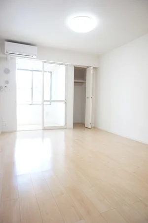 のマンスリーマンション・ウィークリーマンション「モンテリーヴルⅠ 105・洋室(No.1327949)」メイン画像