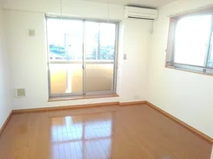 のマンスリーマンション・ウィークリーマンション「ブリーズヴィル 303・洋室(No.1327970)」メイン画像