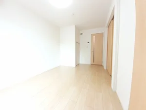 のマンスリーマンション・ウィークリーマンション「Ｒｅｖｅ　Ｓｏｌａｉｌ　Ⅰ 103・洋室(No.1327981)」メイン画像