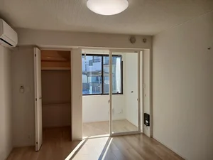 のマンスリーマンション・ウィークリーマンション「メゾン・ド・ｙｕ　Ⅲ 101・洋室(No.1327987)」メイン画像