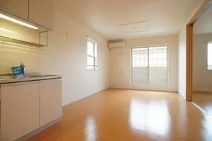 のマンスリーマンション・ウィークリーマンション「サンリット　ヴィレッジ　Ⅲ 201・洋室(No.1328037)」メイン画像