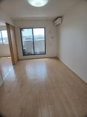 群馬県のマンスリーマンション・ウィークリーマンション「フィオーレ　プリート　Ⅲ 303・洋室(No.1328106)」メイン画像