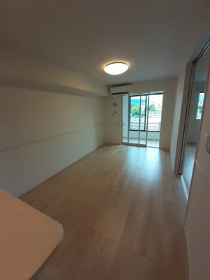 のマンスリーマンション・ウィークリーマンション「ラ・グラースⅡ 102・洋室(No.1328129)」メイン画像