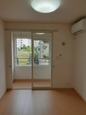 のマンスリーマンション・ウィークリーマンション「グラン・シャトレーⅢ 104・洋室(No.1328249)」メイン画像