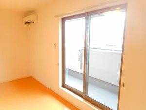 のマンスリーマンション・ウィークリーマンション「ノーブル港西　Ⅰ 202・洋室(No.1328255)」メイン画像