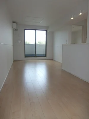 のマンスリーマンション・ウィークリーマンション「ｌｅｓ　ａｍｉｅｓ（レザミ） 205・洋室(No.1328293)」メイン画像