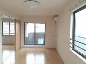 のマンスリーマンション・ウィークリーマンション「ブリーズガーデン 302・洋室(No.1328317)」メイン画像