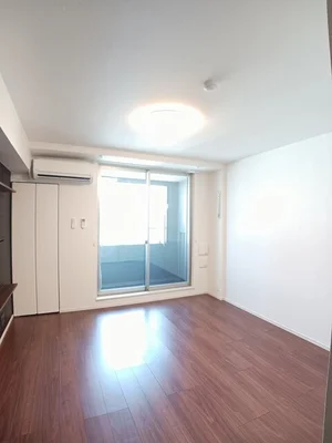 香川県のマンスリーマンション・ウィークリーマンション「グランソレイユ 405・洋室(No.1328375)」メイン画像