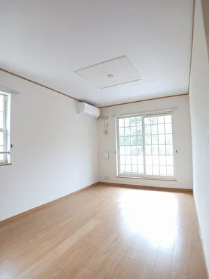 のマンスリーマンション・ウィークリーマンション「エレガンシア・コリーヌⅤ 201・洋室(No.1328427)」メイン画像