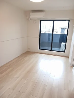 宮崎県のマンスリーマンション・ウィークリーマンション「Ｅｘｃｅｌｌｅｎｔ　悠　Ⅲ　Ａ 201・洋室(No.1328553)」メイン画像