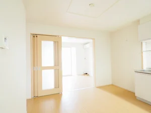 のマンスリーマンション・ウィークリーマンション「ＳＥＲＥＮＥ（セリーン）２ 102・洋室(No.1328571)」メイン画像