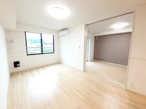 のマンスリーマンション・ウィークリーマンション「キャトル　セゾン 204・洋室(No.1328602)」メイン画像