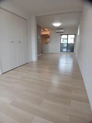 のマンスリーマンション・ウィークリーマンション「エクラ宝塚 302・洋室(No.1328638)」メイン画像