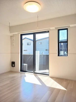 のマンスリーマンション・ウィークリーマンション「プルミエ　シェン 102・洋室(No.1328706)」メイン画像