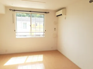 筑西市のマンスリーマンション・ウィークリーマンション「シャン・ド・フルール　Ⅲ 201・洋室(No.1328736)」メイン画像