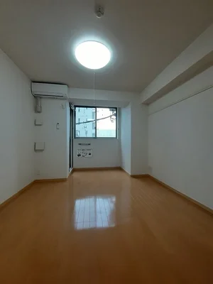 上野学園大学周辺のマンスリーマンション・ウィークリーマンション「カーサ　ボニータ 302・洋室(No.1328824)」メイン画像