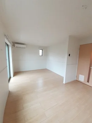 のマンスリーマンション・ウィークリーマンション「カンファーツリーＡ 102・洋室(No.1328874)」メイン画像