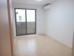 のマンスリーマンション・ウィークリーマンション「Ｓ・Ｓ　フローラ　セゾン 102・洋室(No.1329017)」メイン画像