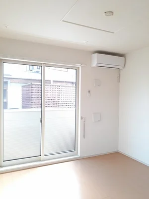 のマンスリーマンション・ウィークリーマンション「ミモザⅠ 102・洋室(No.1329389)」メイン画像