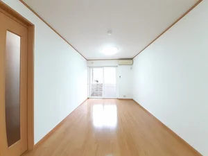 富山県のマンスリーマンション・ウィークリーマンション「ベルクⅠ 103・洋室(No.1329561)」メイン画像