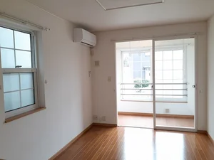 のマンスリーマンション・ウィークリーマンション「ＷＥＳＴ　戸出 101・洋室(No.1329566)」メイン画像