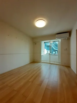 のマンスリーマンション・ウィークリーマンション「ロイヤルウエスト　Ⅴ 101・洋室(No.1329600)」メイン画像