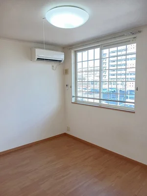 のマンスリーマンション・ウィークリーマンション「メゾン　ヴェール　Ａ棟 202・洋室(No.1329639)」メイン画像