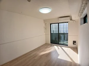 のマンスリーマンション・ウィークリーマンション「彩雲ＴＯＪＩ 103・洋室(No.1329694)」メイン画像