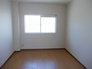 のマンスリーマンション・ウィークリーマンション「アメニティー白浜Ａ 102・洋室(No.1329696)」メイン画像