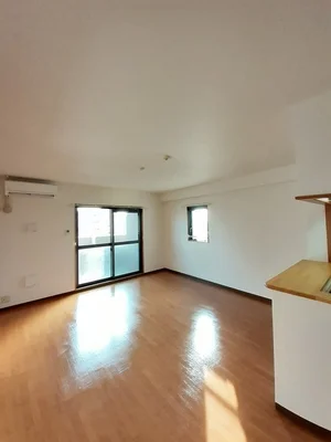 香川県のマンスリーマンション・ウィークリーマンション「デイ　ドリーム 1004・洋室(No.1329807)」メイン画像