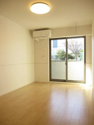 のマンスリーマンション・ウィークリーマンション「ヴィラ　フリーデ 102・洋室(No.1329985)」メイン画像