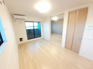 のマンスリーマンション・ウィークリーマンション「コージー　フラットⅠ 201・洋室(No.1330047)」メイン画像