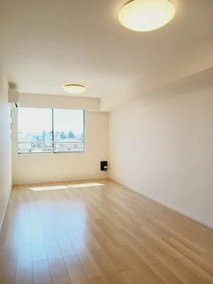 のマンスリーマンション・ウィークリーマンション「ヴェゼル 304・洋室(No.1330071)」メイン画像