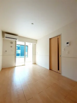 のマンスリーマンション・ウィークリーマンション「マジェスティック　パラッツォⅠ 103・洋室(No.1330072)」メイン画像