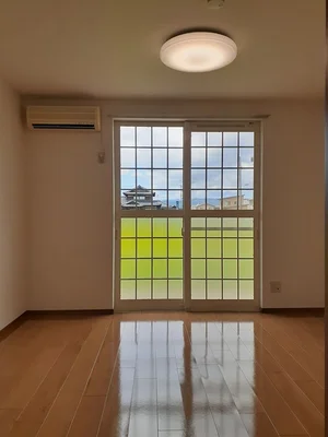 のマンスリーマンション・ウィークリーマンション「セントラル　ヴィレッジ　Ａ棟 102・洋室(No.1330085)」メイン画像