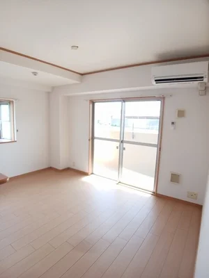 広島県のマンスリーマンション・ウィークリーマンション「メゾン　アウローラ 101・洋室(No.1330137)」メイン画像