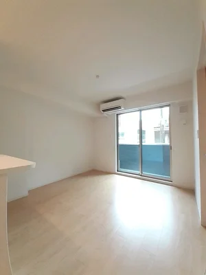 のマンスリーマンション・ウィークリーマンション「グランレジデンス　国府　Ａ－Ⅲ 102・洋室(No.1330175)」メイン画像