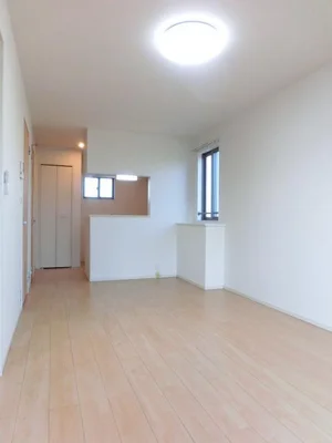 津市のマンスリーマンション・ウィークリーマンション「アイティヴィレッジ　Ⅱ 205・洋室(No.1330202)」メイン画像